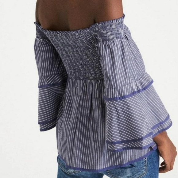 American Eagle smocked bell sleeve  top - Picture 2 of 8